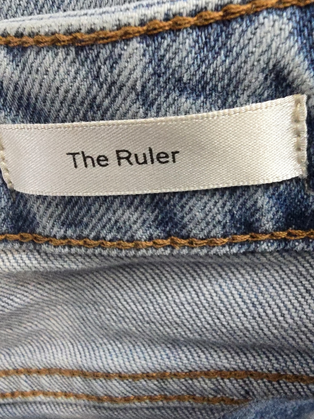 Frame Denim The Ruler High-Rise Slim-Leg Jeans in Mid Denim - Picture 9 of 11